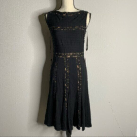 NWT Tadashi Shoji Black and Tan Pintuck Jersey Lace Knee Length Dress - Picture 3 of 12